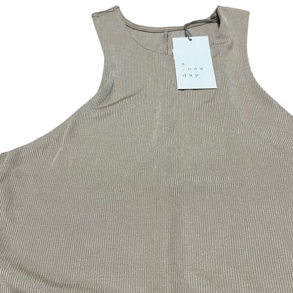 A New Day Women's Cream Slim Fit High Neck Tank Top - Size Small - NWT - Picture 6 of 8